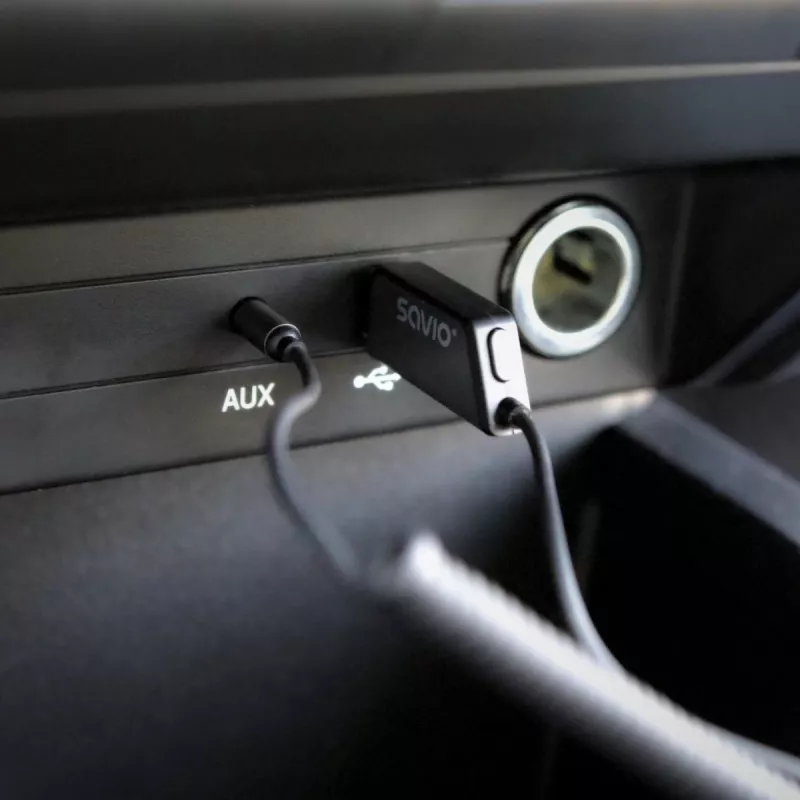 Savio TR-16 raidītāja AUX adapteris ar brīvroku funkciju, Bluetooth 5.3, Google Assistant/Siri