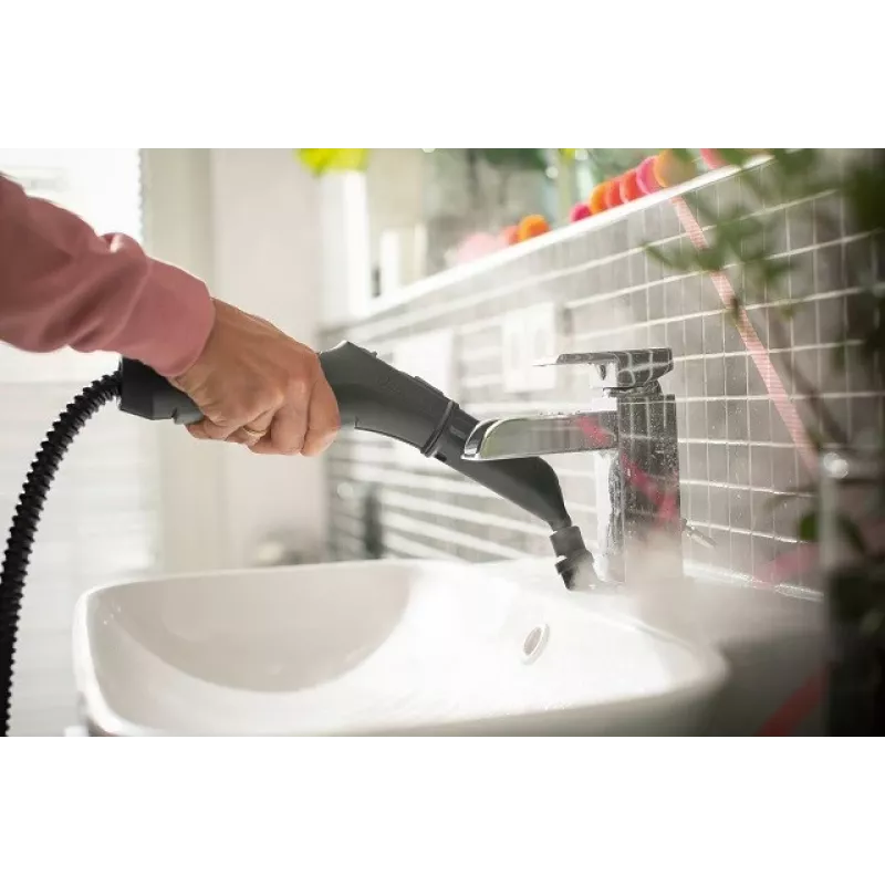Tvaika mops Kärcher SC 3 EasyFix Plus — 1 L ūdens tvertne, 1900 W, 3,5 bāru tvaika spiediens, balts