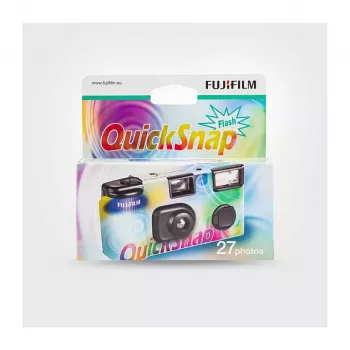 Vienreizlietojamā foto kamera Fujifilm Quicksnap Flash — 135 mm (32 mm fokusa attālums), 1/100 s aizvars, iebūvēta zibspuldze, melna