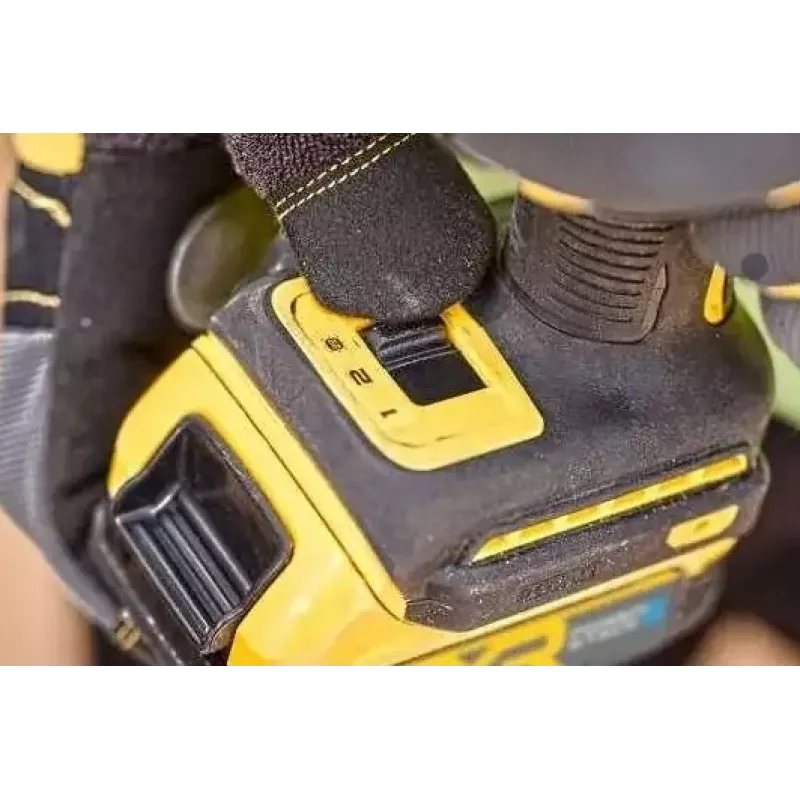 Skrūvgriezis DeWalt DCF870N-XJ, bezvada 18 V Li-Ion, 56 N·m griezes moments, 1/4 collu patrona, pistoles rokturis
