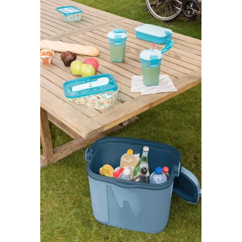 Pārnēsājams 20L Curver tūristu ledusskapis 262277 zils — 20 L polipropilēna ceļojumu ledusskapis ar rokturi, 396×265×428 mm, 1,8 kg