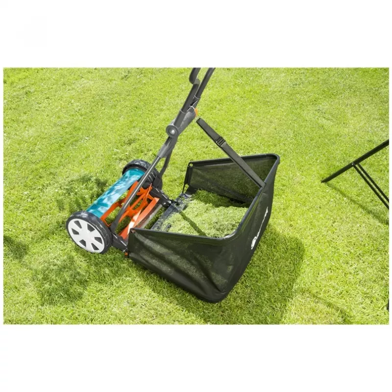 Manuālais cilindru pļāvējs Gardena 330 Classic