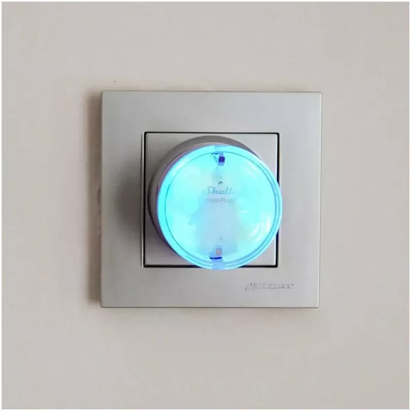 Viedais kontaktdakša Shelly Wave Plug S Z-Wave 800 Melna — Z-Wave 800 viedā kontaktligzda, 230V/12A, 2500W, jaudas uzskaite