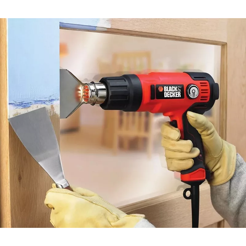 Karstā gaisa fēns Melns & Decker KX2200K-QS — 2000 W, 720 l/min, līdz 645 °C, pistoles rokturis, 900 g