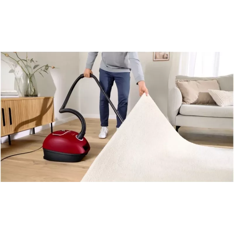 Putekļsūcējs Bosch BGB 41RD3H — 600 W, 4 L putekļu maisiņš, HEPA filtrs, 11 m darba rādiuss, teleskopiskā caurule, sarkans