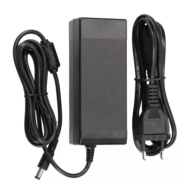 Strāvas adapteris Extralink PS-24V30W — 24 V līdzstrāva, 30 W izeja