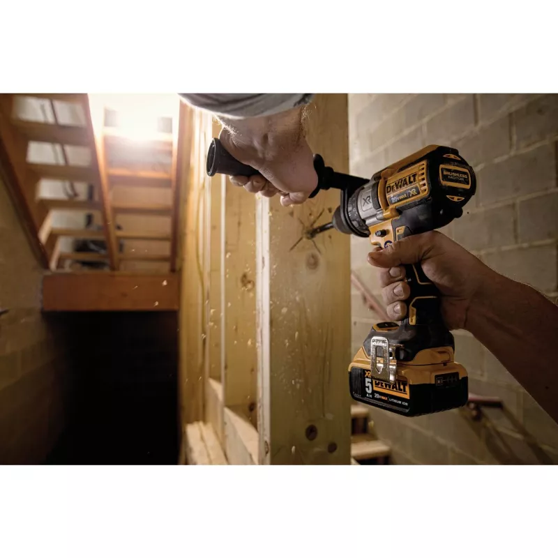 DeWALT DCD991P2 melna, pelēka, dzeltena 2000 RPM