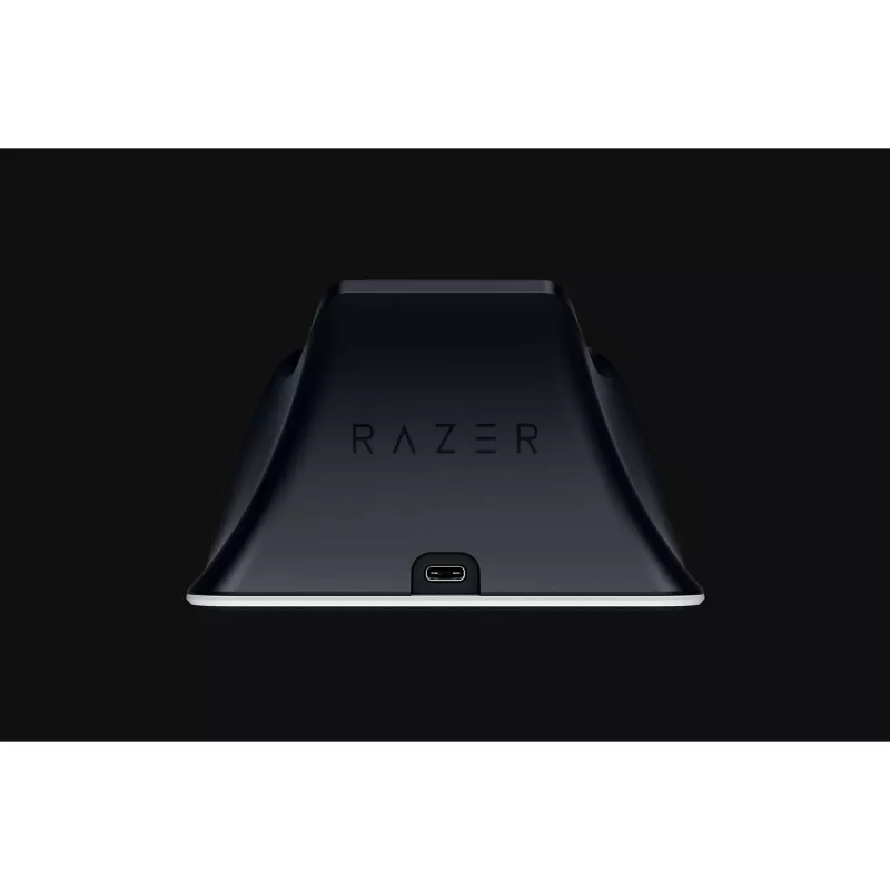 Uzlādes statīvs Razer RC21-01900100-R3U1 PlayStation 5 kontrolieriem — balts, uzlādē vienu kontrolieri, komplektā USB-C–USB-A kabelis