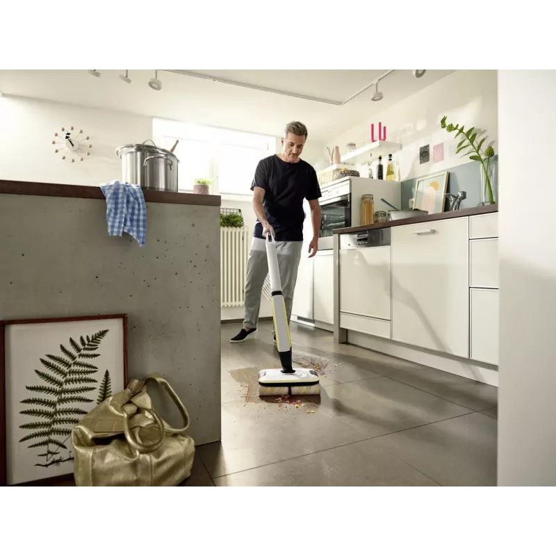 Kärcher FC 7 CORDLESS Elektriskā slota ar akumulatoru, mitrā tīrīšana, bez maisa, melna, balta, dzeltena, 2,85 Ah