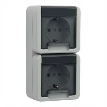 Kontaktligzda Schuko Gira 4780 30 — 250 V, 16 A, pelēka, plastmasas korpuss