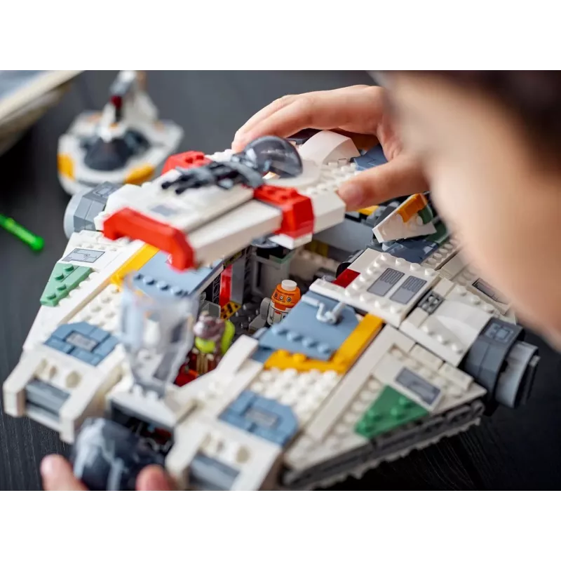 LEGO Star Wars spēļu komplekts 75357 — The Ghost un Phantom II, 1394 detaļas, 4 minifigūriņas, vecumam 10+