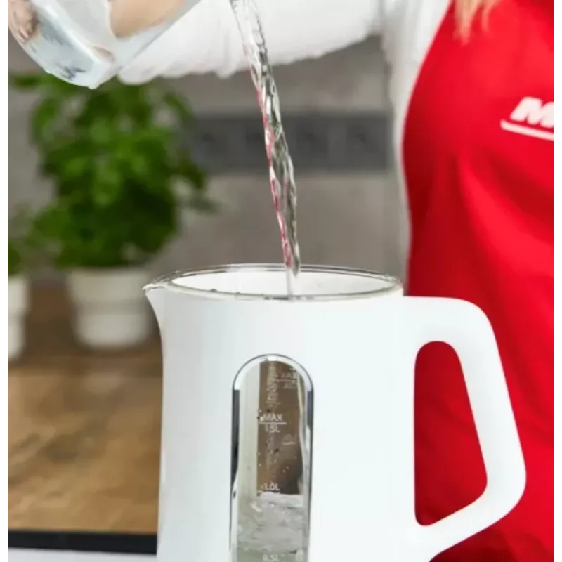 Elektriskā tējkanna 1,5 l balta MCZ-126/B