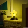 Galda lampa Paladone Super Mario Super Star Icon Light — dekoratīva LED naktslampiņa