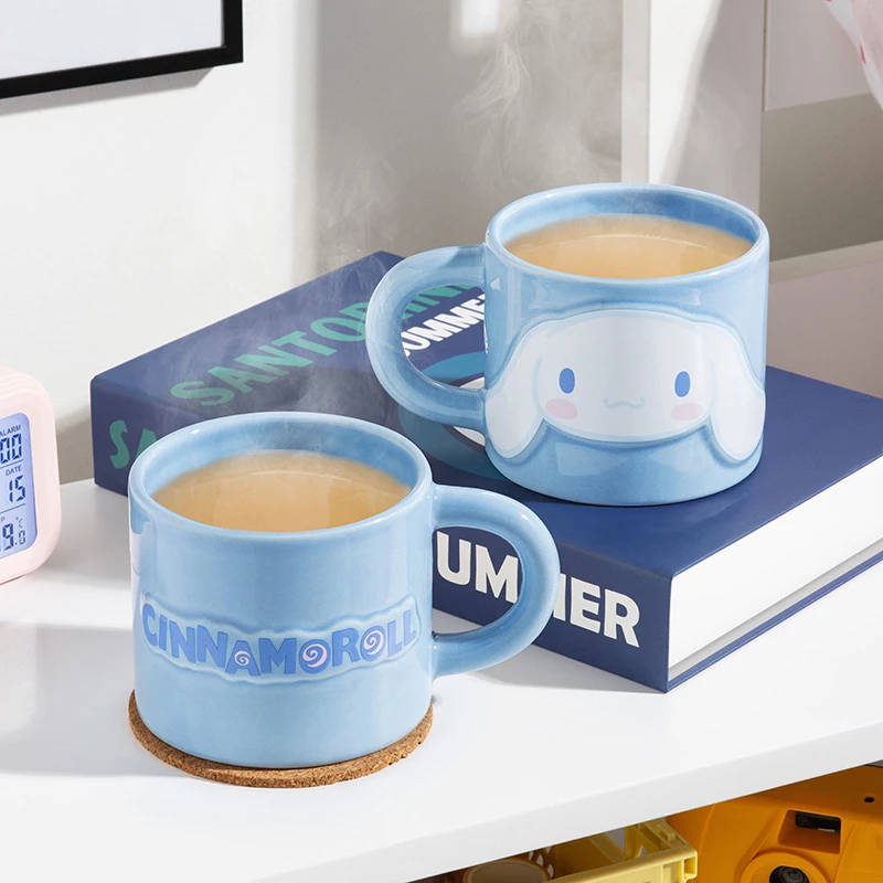 Krūze Paladone Paladone Cinnamoroll reljefa krūze – keramikas varoņu krūze ar reljefu Cinnamoroll dizainu