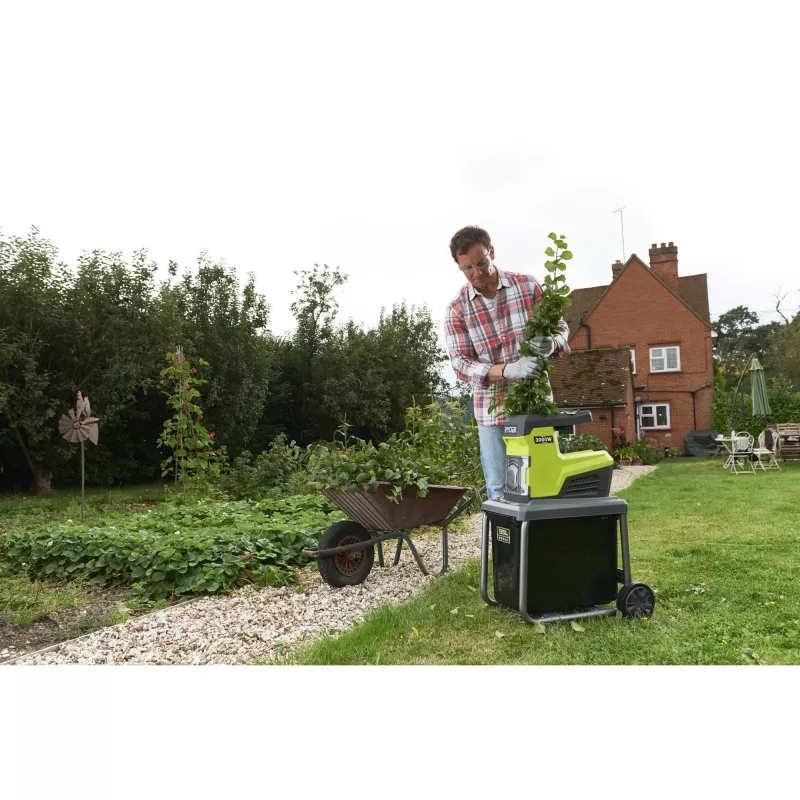 Ryobi RSH3045U - Smalcinātājs - Elektrisks - 3000 W - Griešanas jauda: 45 mm - 21 kg