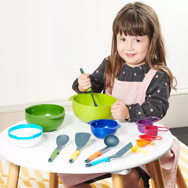 Joseph Joseph Kitchen Essentials Set, Rotaļu virtuve