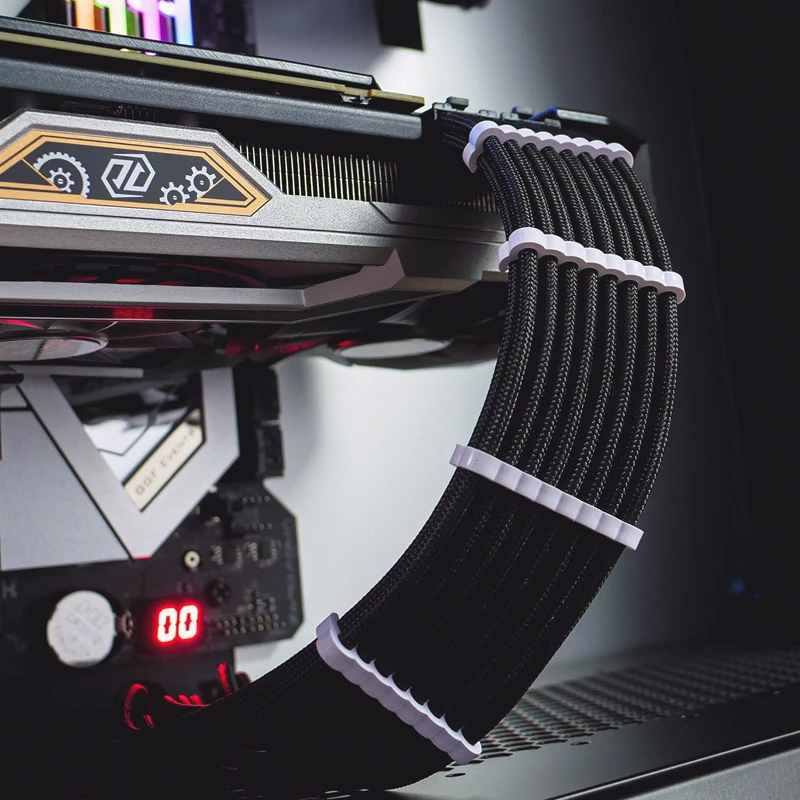 CableMod PRO Bridged kabelis Comb Kit - balts (CM-COM-BKIT-PBPW-R)