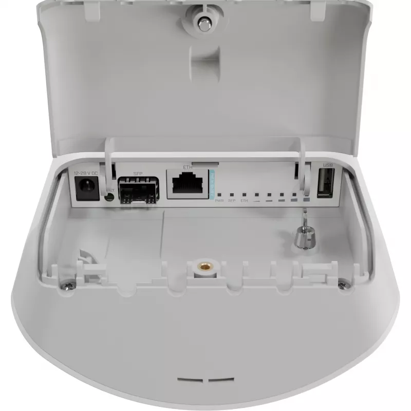 Mikrotik mANTBox ax 15s Balts Power over Ethernet (PoE)
