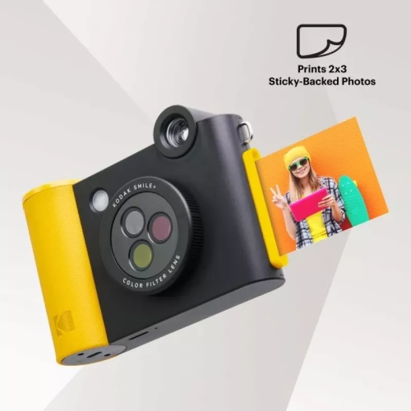 Momentfoto kamera Kodak SMILE+ 2x3 Melns — pārnēsājama momentfoto kamera ar 2×3 izdrukām