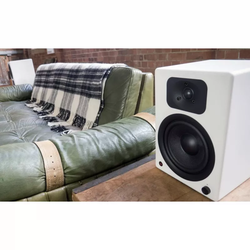 Wavemaster TWO NEO 2.0 Bluetooth maigi balts mazumtirdzniecības iepakojumā