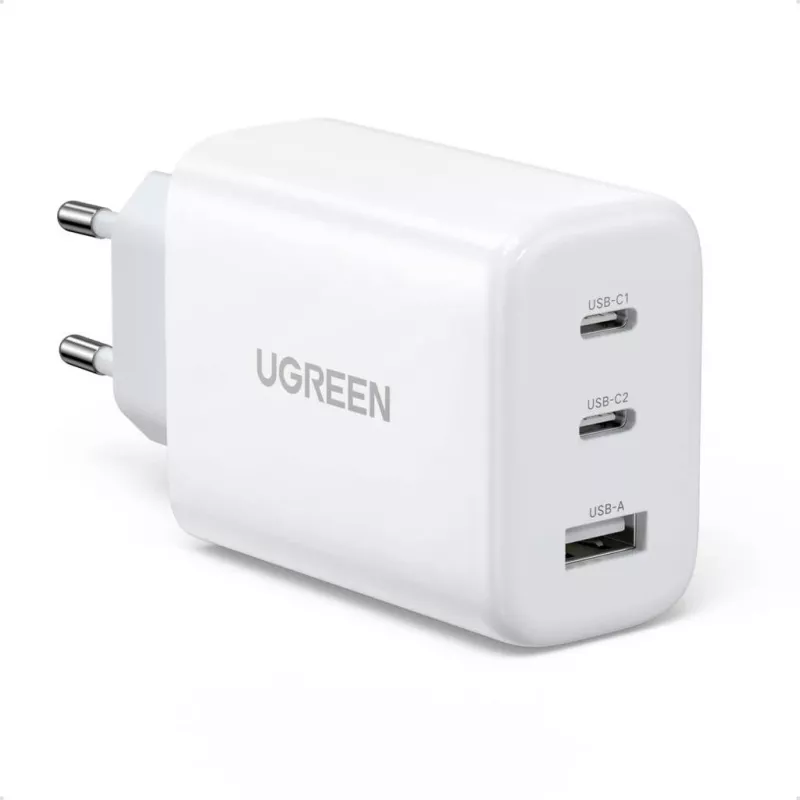 Sienas lādētājs UGREEN CD275 2× USB Type-C 65W Balts — dubults USB-C 65W ātra uzlāde, 100–240V ieeja