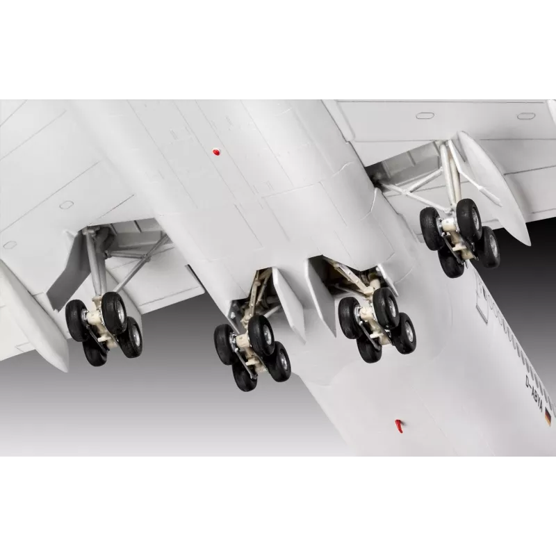 Lidmašīna Revell Boeing 747-8 Lufthansa New Livery