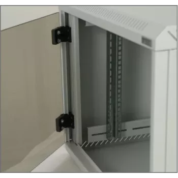 Pie sienas stiprināms statīvs Triton 19 collu Rack Wall-mount 4U/250