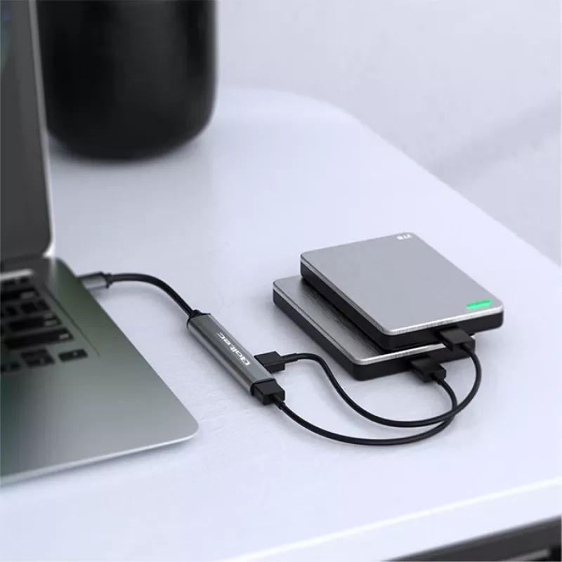 USB centrmezgls QOLTEC 53793 — USB 3.0 ieeja, 3× USB 2.0 pieslēgvietas