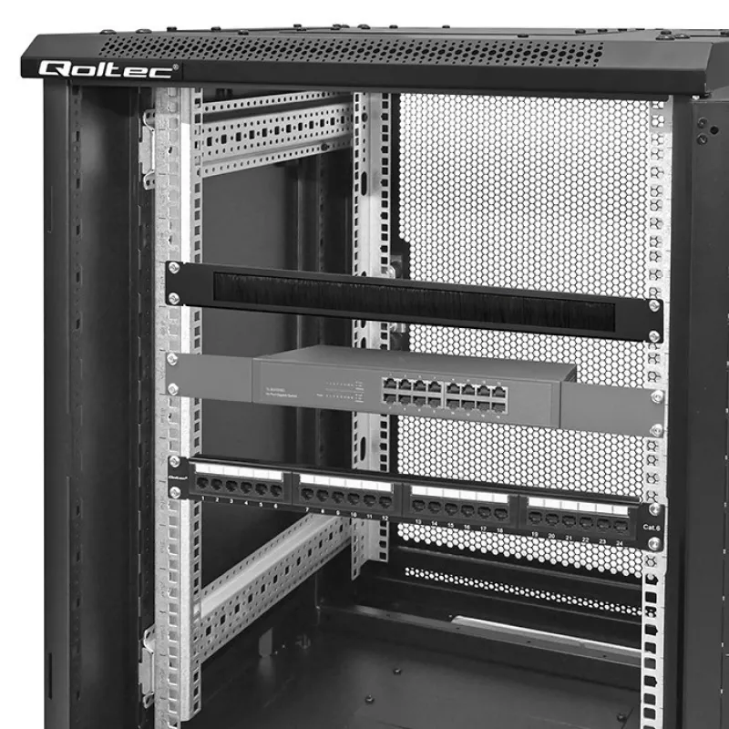 Qoltec 54513 19" statīva suku sloksne, 1U
