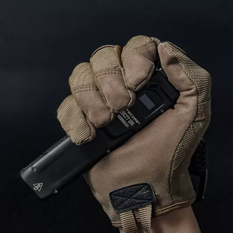 Rokas lukturītis Nitecore EDC27 UHI melns LED nerūsējošais tērauds