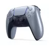 Bezvadu spēļu kontrolieris Sony DualSense priekš PlayStation 5 — iebūvēts litija jonu akumulators, žiroskops, haptiskā vibrācija, skaļrunis, 3,5 mm ligzda, sudraba krāsa