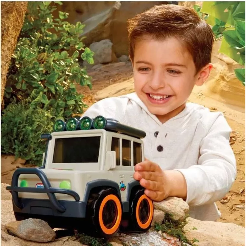Lielo Piedzīvojumu Safari SUV
