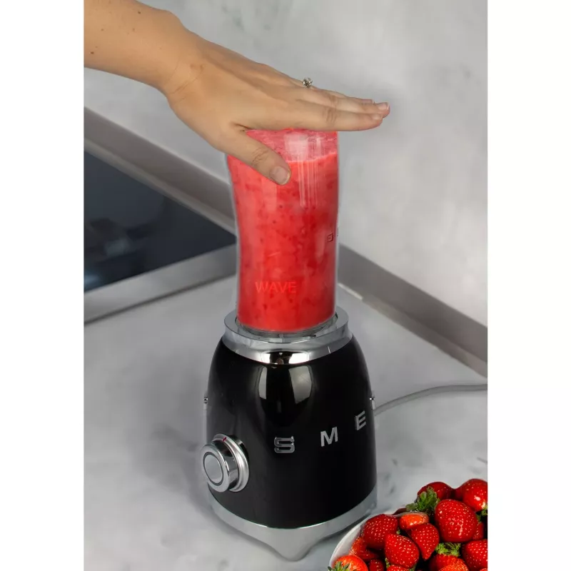 Blenderis Smeg PBF01BLEU nerūsējošais tērauds