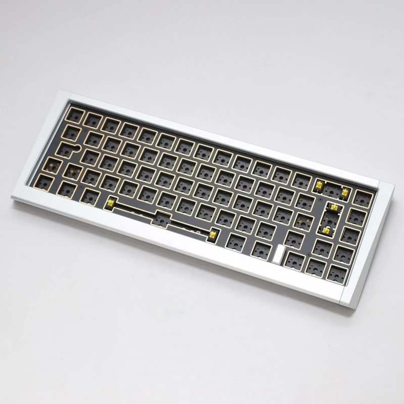 Ducky Outlaw 65 tastatūra universāla USB US angļu sudraba