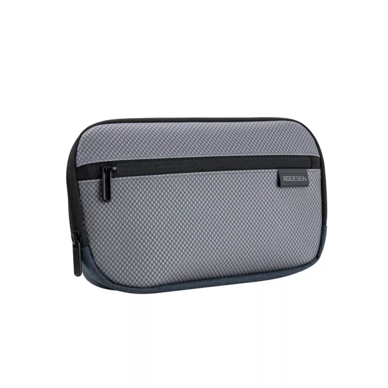 Tualetes piederumu maciņš XDDESIGN First-Class All-in-One Travel Organiser P706.3425, tumši sarkans, rāvējslēdzējs, 380 g, 17×27,5 cm ārējā kaste