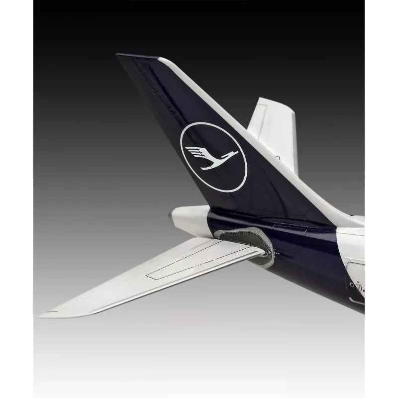 Plastmasas lidmašīnas modelis REVELL Airbus A330-300 Lufthansa mērogā 1:144