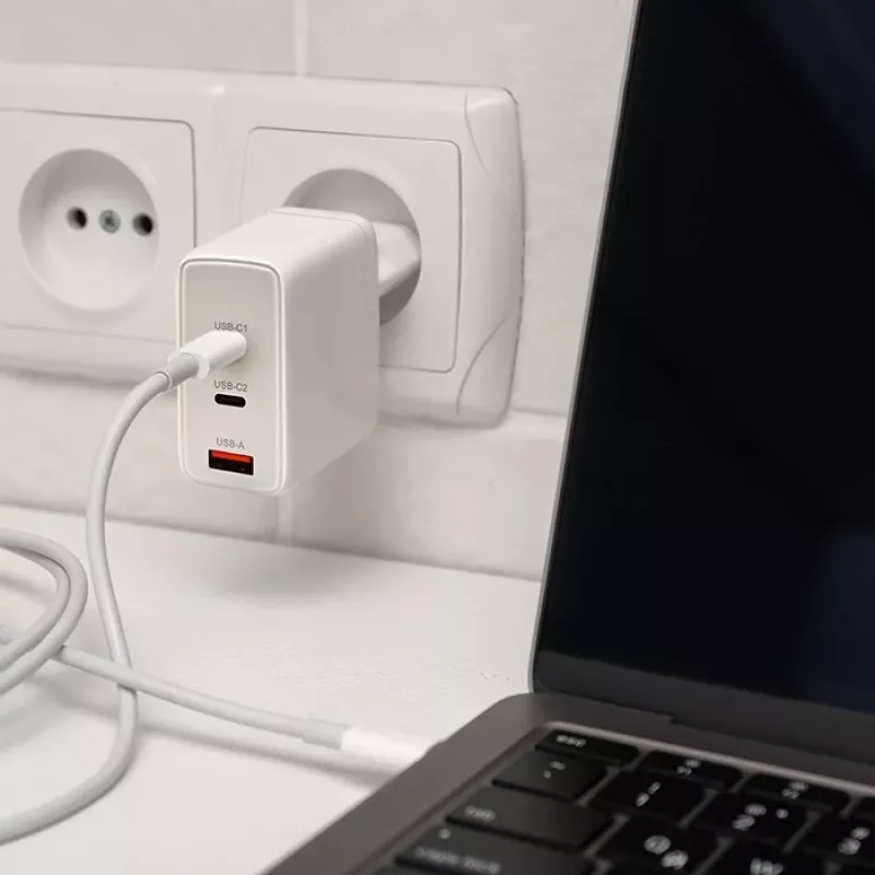 Lādētājs QOLTEC 100W GaN USB-C Dual PD 5–20V 1.5–5A, 2×USB-C
