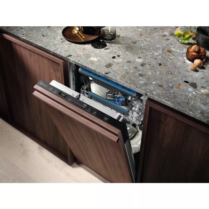 Iebūvējamā trauku mazgājamā mašīna Electrolux EEA2300L — 13 galda piederumu komplekti, 47 dB, energoefektivitātes klase E