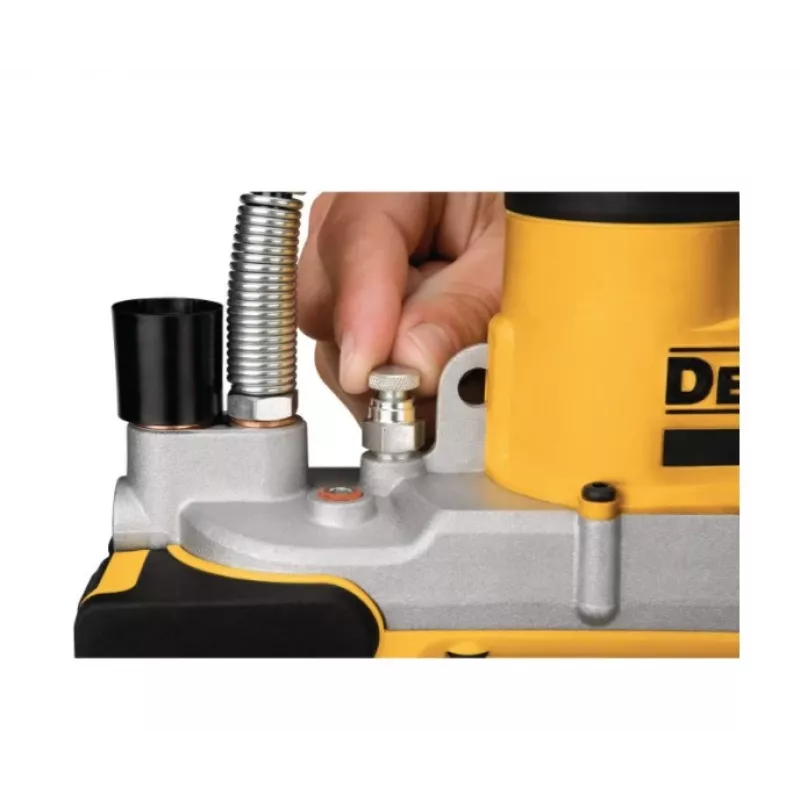 DeWALT DCGG571M1 elektriskā smērvielu padeves pistole