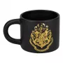 Keramikas krūze Paladone Hogwarts Crest reljefa krūze – reljefs Cūkkārpas ģerboņa dizains, standarta 330–400 ml tilpums