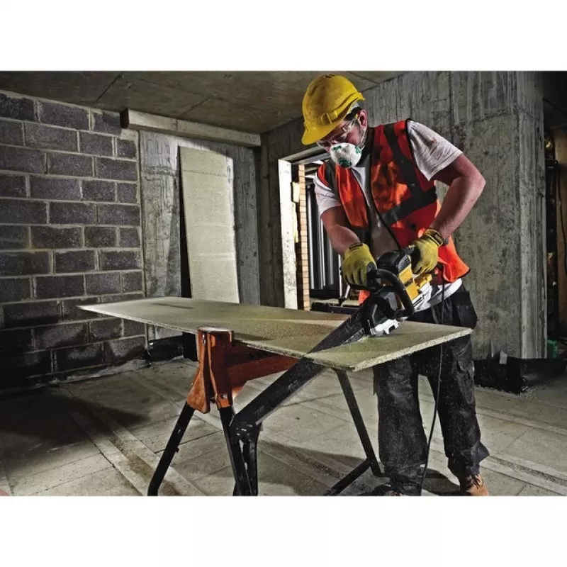 DeWALT DWE397 aligatora zāģis