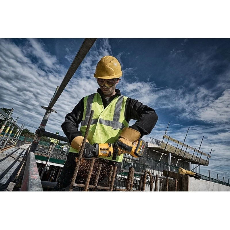 Lentes slīpmašīna DeWALT DCG418NT-XJ