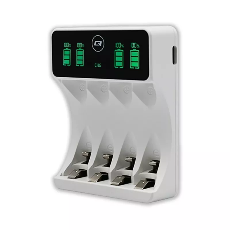 Bateriju lādētājs QOLTEC 50848 NiMH AAA (R03) un AA (R6) elementiem ar LCD displeju