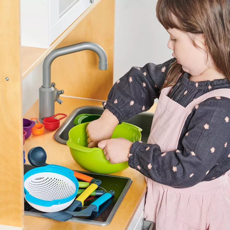 Joseph Joseph Kitchen Essentials Set, Rotaļu virtuve