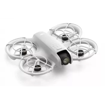 DJI Neo Fly More Combo (DJI-RC-N3) viegls 135 g drons ar 4K Ultra HD kameru, līdz 18 minūtēm lidojuma laika ar 1 uzlādi, 3x baterijas, tālvadības pults