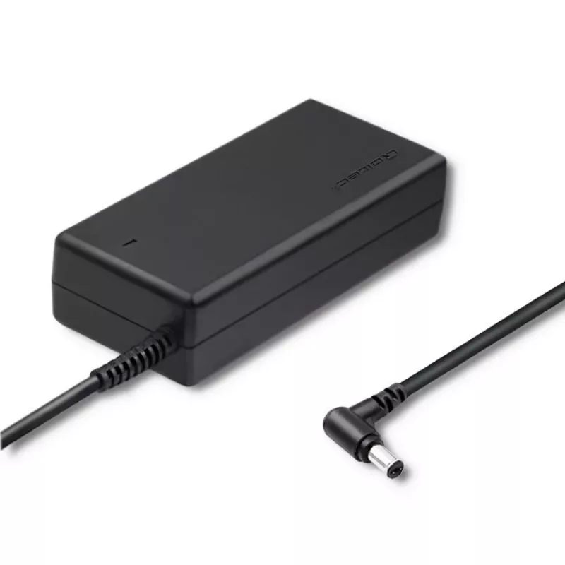 Qoltec 50090.90W strāvas adapteris/pārveidotājs iekštelpām melns