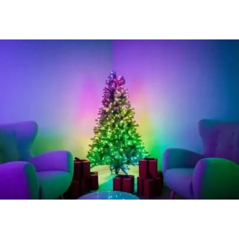 Iepriekš izgaismota Ziemassvētku egle Twinkly Regal Tree 1,50 m — 270 RGB LED, Wi‑Fi un Bluetooth, IP20, 36 W, zaļš vads