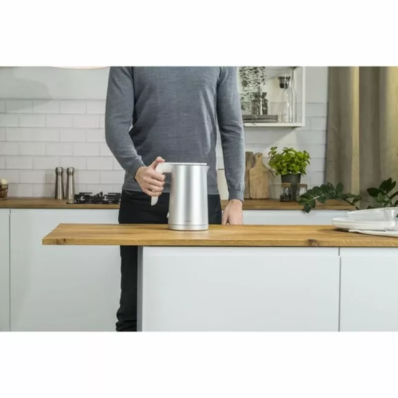 Elektriskā tējkanna ZWILLING 1 L 1850 W nerūsējošais tērauds, 360° bāze, silta uzturēšana