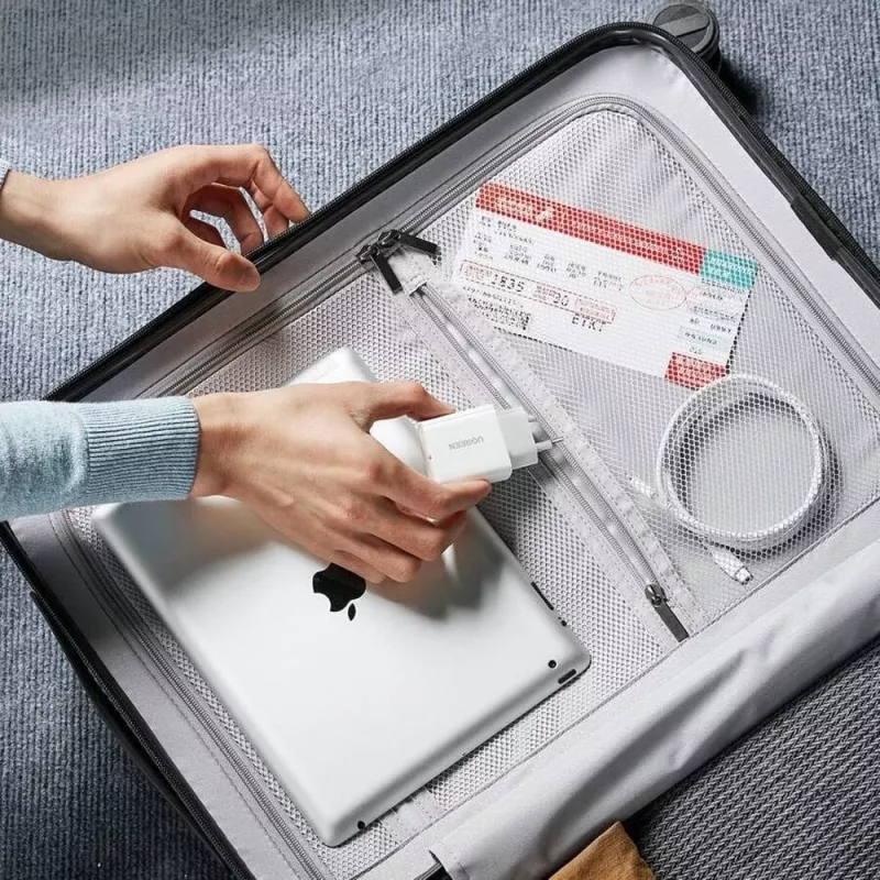 Ugreen USB Power Delivery 3.0 Quick Charge 4.0+ 20W 3A tīkla lādētājs (balts)