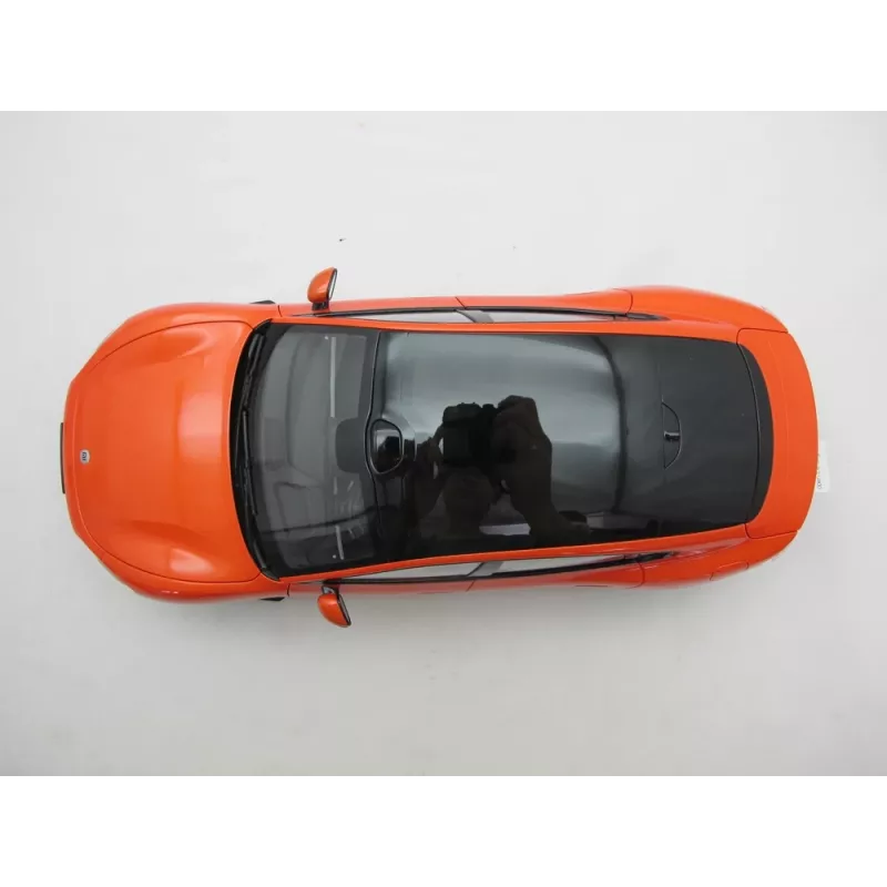 Spiedlējuma modelis Xiaomi SU7 mērogā 1:18, iepriekš salikts, W278×D108×H81,5 mm